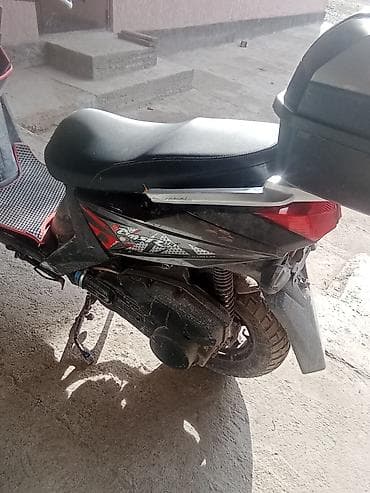 электрический мотороллеры: Обмен есть, документы есть экспертиза есть на скутер, состоянии — 3