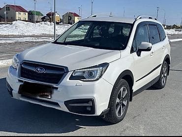Subaru Forester, белый кроссовер (рестайлинг). Аренда В сутки 3 000