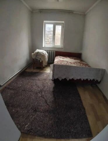 Үйлөрдү ижарага берүү: 90 м², 5 бөлмө — 5