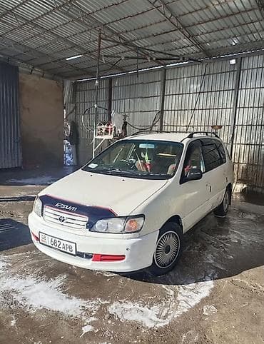 crv 2000: Toyota Ipsum: 1997 г., Минивэн — 1