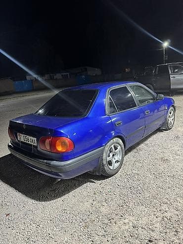 ux lexus: Toyota Corolla: 1998 г., Механика, Седан — 6