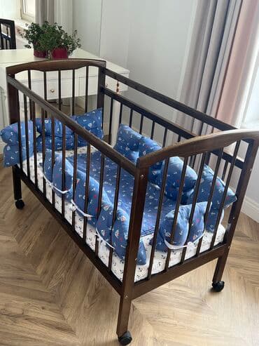 Кровати-машинки: Продам манеж в хорошем состоянии — 1