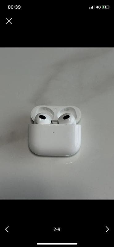 чехлы бу: Apple AirPods (3‑е поколение) с зарядным футляром Lightning. Основные — 1