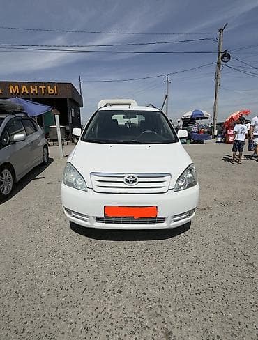 тоето пикник: Toyota Avensis Verso: 2002 г., Бензин, Минивэн — 3