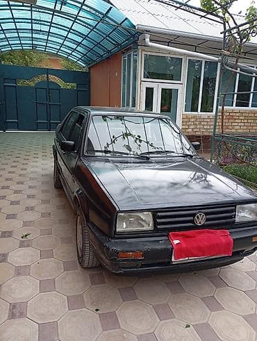 авто краска: Volkswagen Jetta: 1990 г., Ручные, Седан — 2