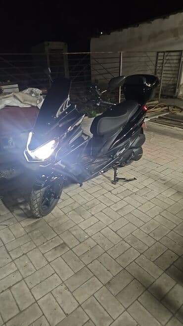 цены на машины бишкек: Продаю. Скутер-макси состояние хорошее!! Есть шлем в подарок! торг — 1