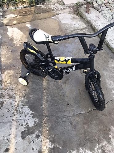 Детский велосипед, 4-колесный, 4 - 6 лет, Для мальчика, Б/у