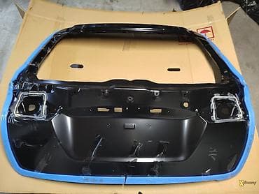 Крышка багажника Subaru, Новый, Оригинал