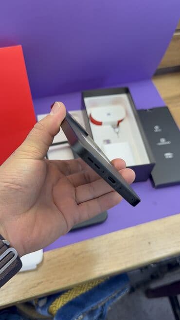 бу телефоны в бишкеке редми: OnePlus 13, Новый, 256 ГБ — 3