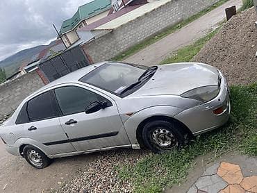 Транспорт: Ford Focus: 2001 г., 1.6 л, Кол менен иштөөчү, Бензин, Седан — 4