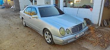 продам в связи с переездом: Mercedes-Benz E-Class: 1998 г., Седан — 5