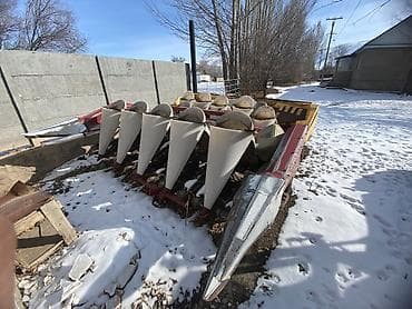 бутка бу: Кукурузные жатки 6-рядные в хорошем состоянии 
Адрес Кемин — 1