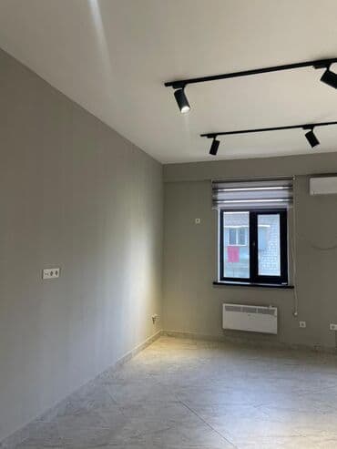 квартиру рядом ата турк парк: Продаю Офис 33 м², С ремонтом, Без мебели, Бизнес центр, 3 этаж — 2