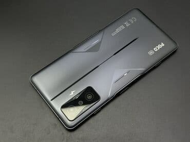 телефон раскладной: Poco F4 GT, Б/у, 256 ГБ, цвет - Серебристый, 2 SIM — 1