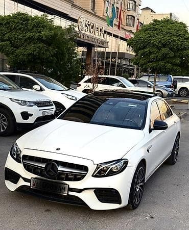 v class: Mercedes-Benz E-Class: 2018 г., 2 л, Автомат, Бензин, Седан — 2