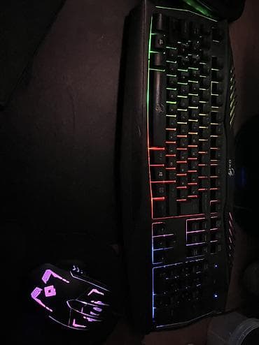 hyper x cloud: Продам клавиатуру и мышь в комплект
Вместе ковриком для мышки 1700 — 1