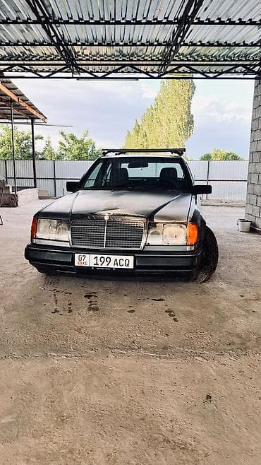 детский машина аккумулятор: Mercedes-Benz W124: 1989 г., 2 л, Механика, Бензин, Седан — 2
