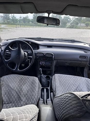 Volkswagen: Volkswagen Passat: 1992 г., 1.8 л, Механика, Бензин, Седан — 6