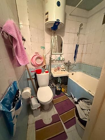Квартиры: 3 комнаты, 58 м², 11 мкр 104 серия, 3 этаж, Косметический ремонт — 3
