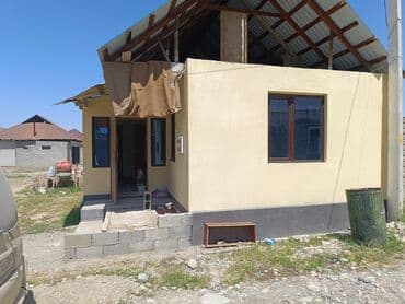 срочно продаётся дом в жил массиве калыс ордо: Времянка, 50 м², 2 комнаты — 2