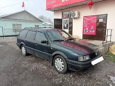 авто волга: Volkswagen Passat: 1990 г., 1.8 л, Бензин — 4