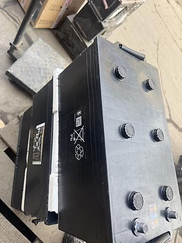 аккумулято: Аккумулятор 100 и более Ач — 2