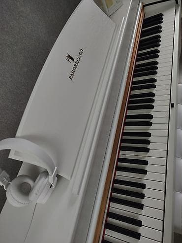 Скрипки: ПРОДАЮ ЭЛЕКТРОННЫЙ ПИАНИНО.ХОРОШЕГО КАЧЕСТВА!КУПЛЕН 2МЕСЯЦА НАЗАД ЗА — 3