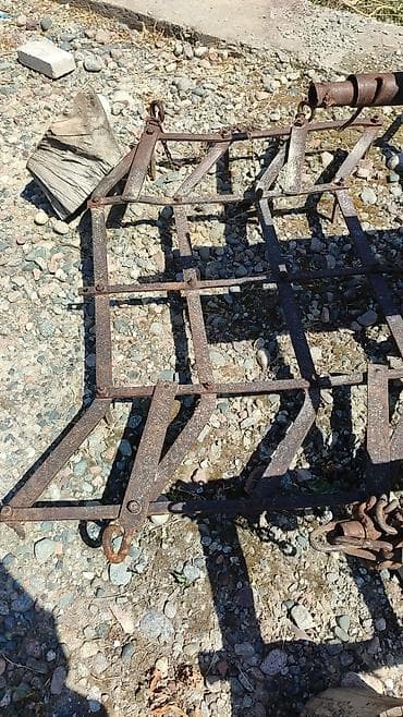 минимойка аккумуляторная: Трактор с кабиной цена 250т сом плуг 25т плоскорез 20т бороны большие — 7