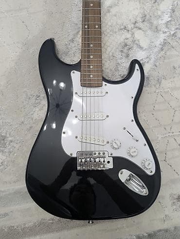 stratocaster: Электрогитара Homage + комбоусилитель Marshall MG10 + кабель Peavey — 3