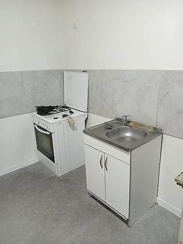 барачные квартиры: 20 м², С мебелью — 4