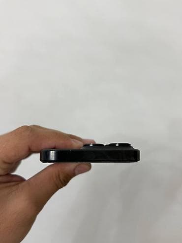 poco c50: IPhone 16 Pro, Б/у, 512 ГБ, Black Titanium, Кабель, 93 % — 7