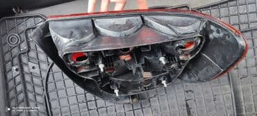 задние стоп: Решетка радиатора BMW 2003 г., Б/у, Аналог — 8