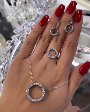 Серебро 925, SilverRoza: Набор украшений, Женские, Новый at lalafo.kg Серебро 925, SilverRoza: Набор украшений, Женские, Новый