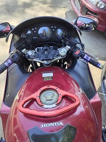 нужна: Спортбайк Honda, 1100 куб. см, Бензин, Взрослый, Б/у — 1