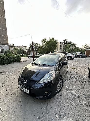 Продажа авто: Honda Fit: 2011 г., 1.5 л, Автомат, Бензин, Хэтчбэк — 1