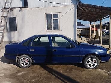лобовое стекло опель: Opel Vectra: 1992 г., 1.8 л, Ручные, Бензин, Лифтбек — 4