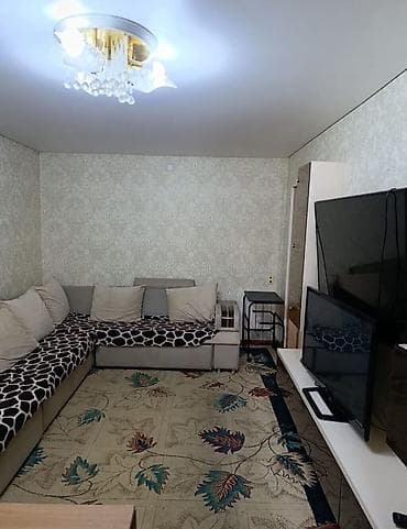Батирлер: 1 бөлмө, 33 м², Аламедин базары Хрущевка, 3 кабат, Евро оңдоо — 10