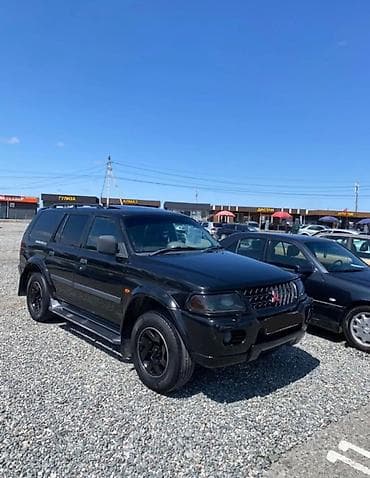 Mitsubishi Pajero Sport: 2000 г., 3 л, Автомат, Газ, Внедорожник