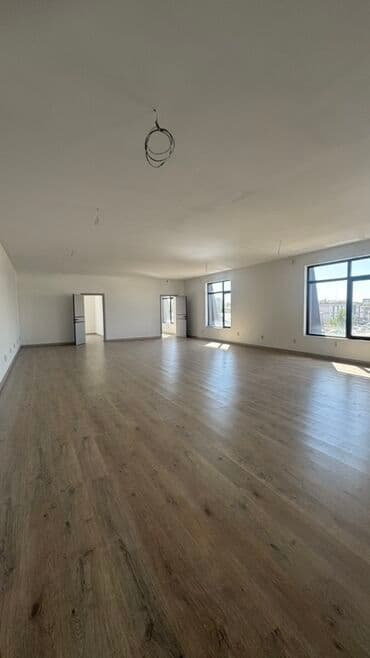 магазин продуктовый в аренду: Коммерческое здание у дороги - Отдельно стоящее 3‑этажное здание с — 25