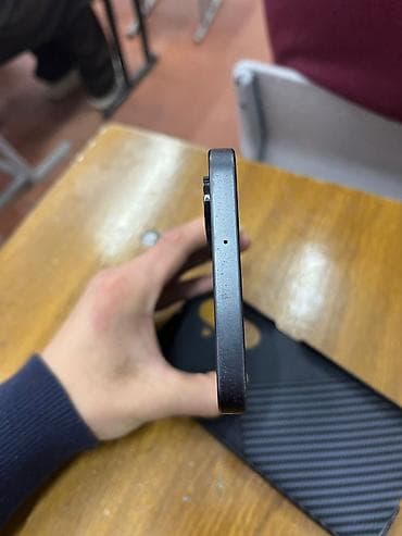 aplle 7: Samsung Galaxy A26, Б/у, 128 ГБ, цвет - Черный, 2 SIM — 2