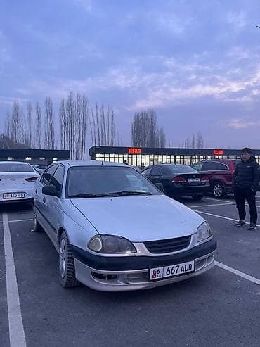 volkswagen golf variant: Toyota Avensis: 2000 г., 1.6 л, Механика, Бензин, Седан — 2