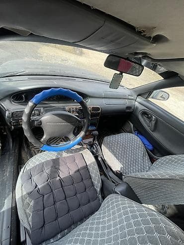 daf xf: Mazda Cronos: 1996 г., 2 л, Автомат, Бензин, Седан — 4