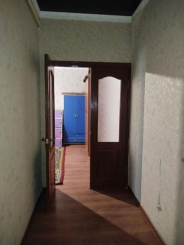 Недвижимость: 1 комната, 46 м², Индивидуалка, Восток-5 мкр Индивидуалка, 1 этаж, Косметический ремонт — 3