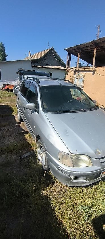 2000: Mitsubishi Space Wagon: 2002 г., 1.6 л, Механика, Бензин, Минивэн — 3