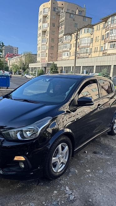 shevralet spark: Chevrolet Spark: 2016 г., 1 л, Автомат, Бензин, Хэтчбэк — 6
