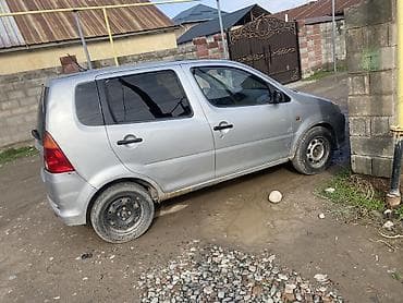 dodge caliber: Daihatsu YRV: 2002 г., 1.3 л, Ручные, Бензин, Хэтчбэк — 5