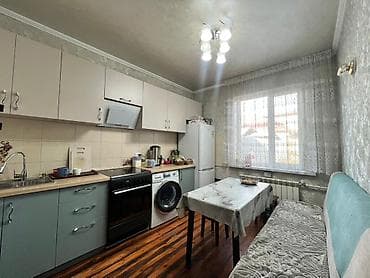 ала тоо ж м: Срочно!!! Продается два дома на одном участке 6 соток. В районе Жибек — 4