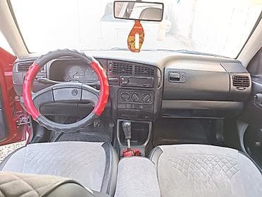 bmw e9: Volkswagen Golf: 1992 г., 1.8 л, Механика, Бензин, Хэтчбэк — 6