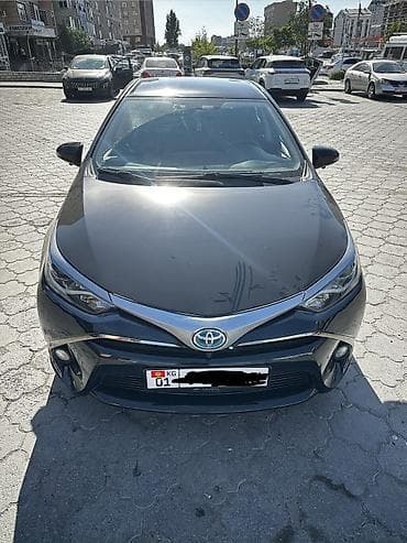 Toyota Corolla: 2020 г., 1.8 л, Вариатор, Гибрид, Седан