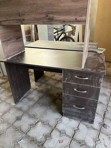 кресло офисное бишкек цена: Компьютерный стол, Новый, С полками — 1